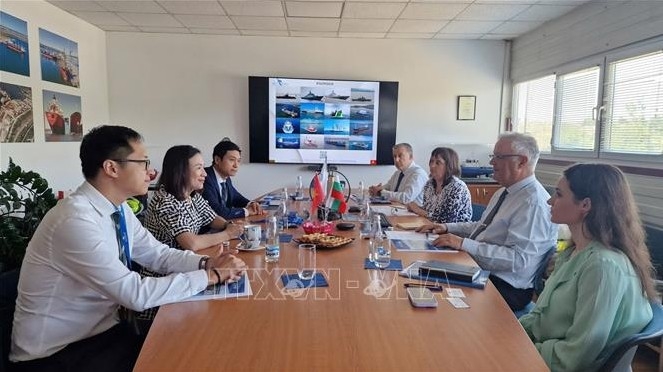 Vietnam, Bulgaria explore potential for cooperation in maritime sector